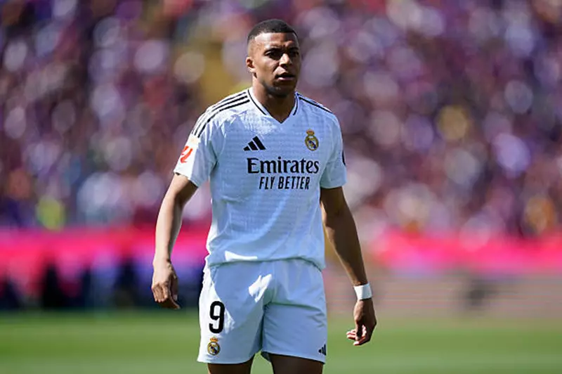 استمرار النزاع.. رفض استئناف مبابي بشأن مستحقات الـ 55 مليون يورو من باريس سان جيرمان